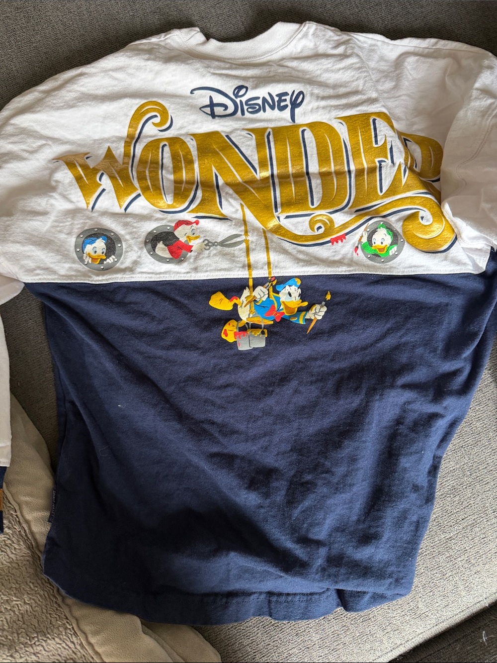 Disney Colorblock 'WONDER' Long-Sleeve Shirt in White & Navy with Donald Duck